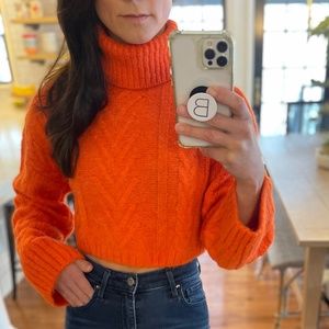 Zara Cable Knit Crop Sweater